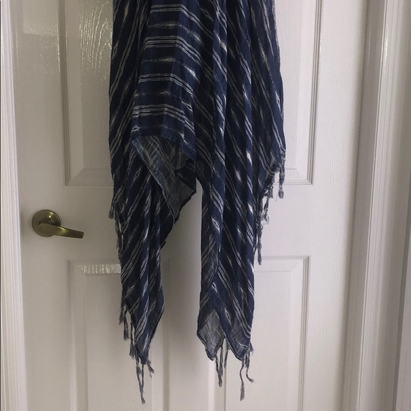 Billabong dress - Picture 2 of 7